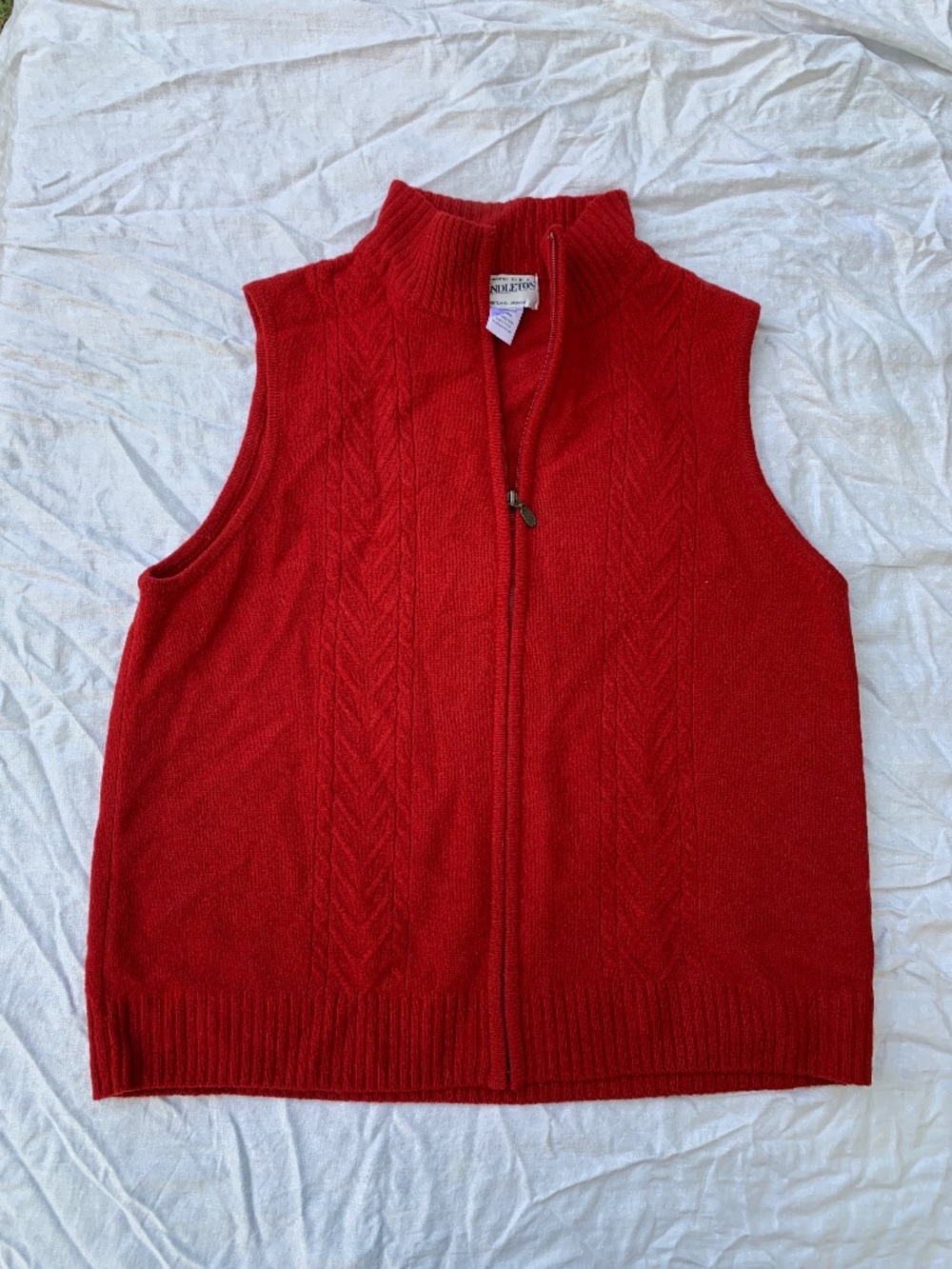 Pendleton red wool vest, coastal, cable knit, autumn academia, size M